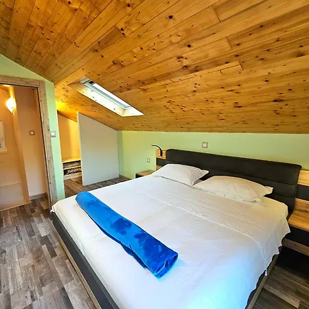 Broc Villa *
